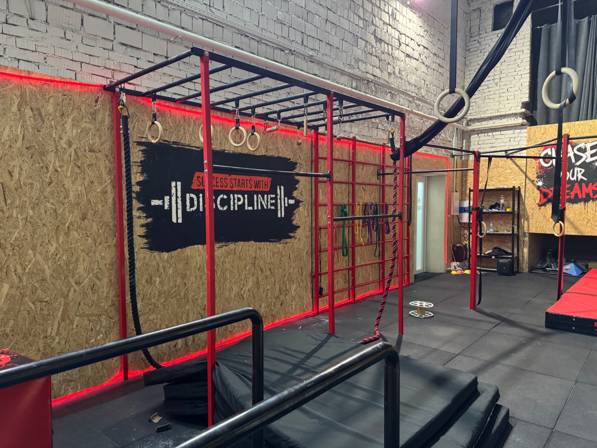 King Kong - calisthenics & acrobatics  - Photo 2