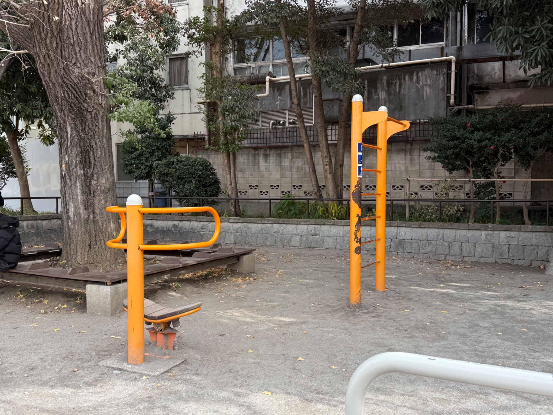 Ueno street workout park photo 3